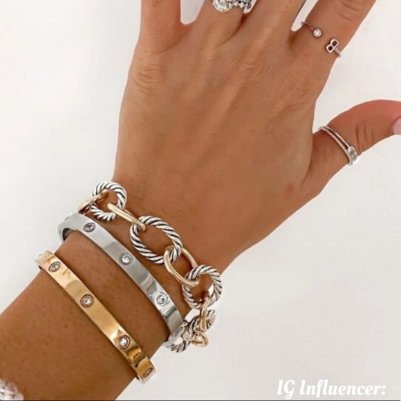 Gold Eternity Love Bracelet - Picture 3 of 4